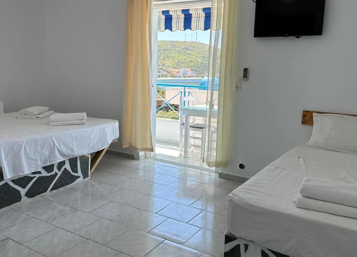 In Himaras Heart Hotel 3*, Himare