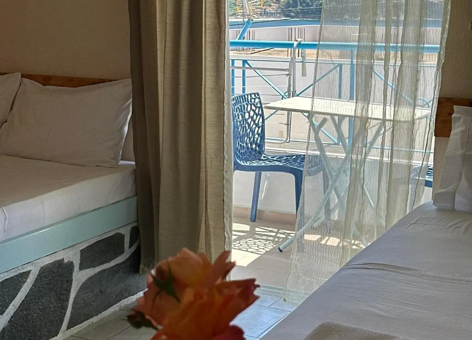 In Himaras Heart Hotel