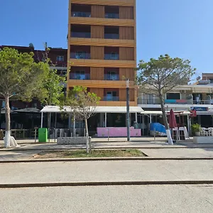 Veizi Hotel