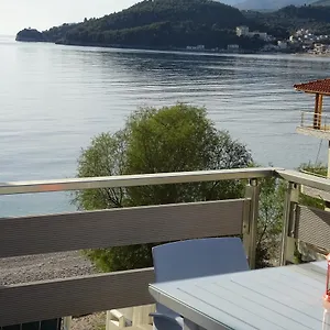 Appartement Menikos